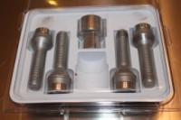 Låsesæt Bolte 14x1,50 Kugle Lange